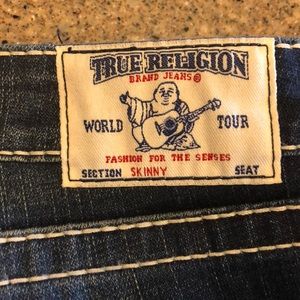 True Religion size 32 distressed skinny jean